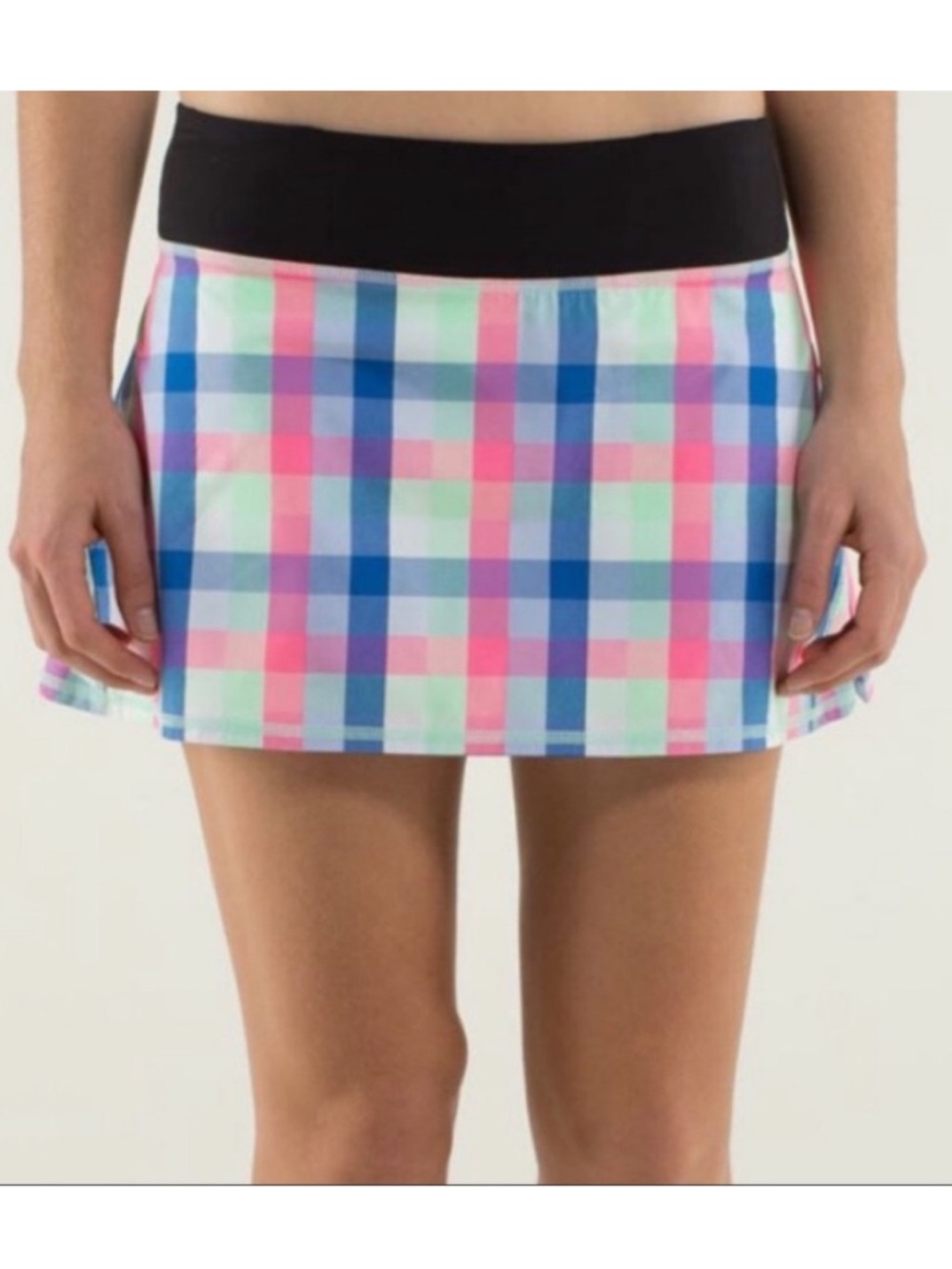 Lululemon Rare Pop Plaid Pace Setter Skirt Size 6